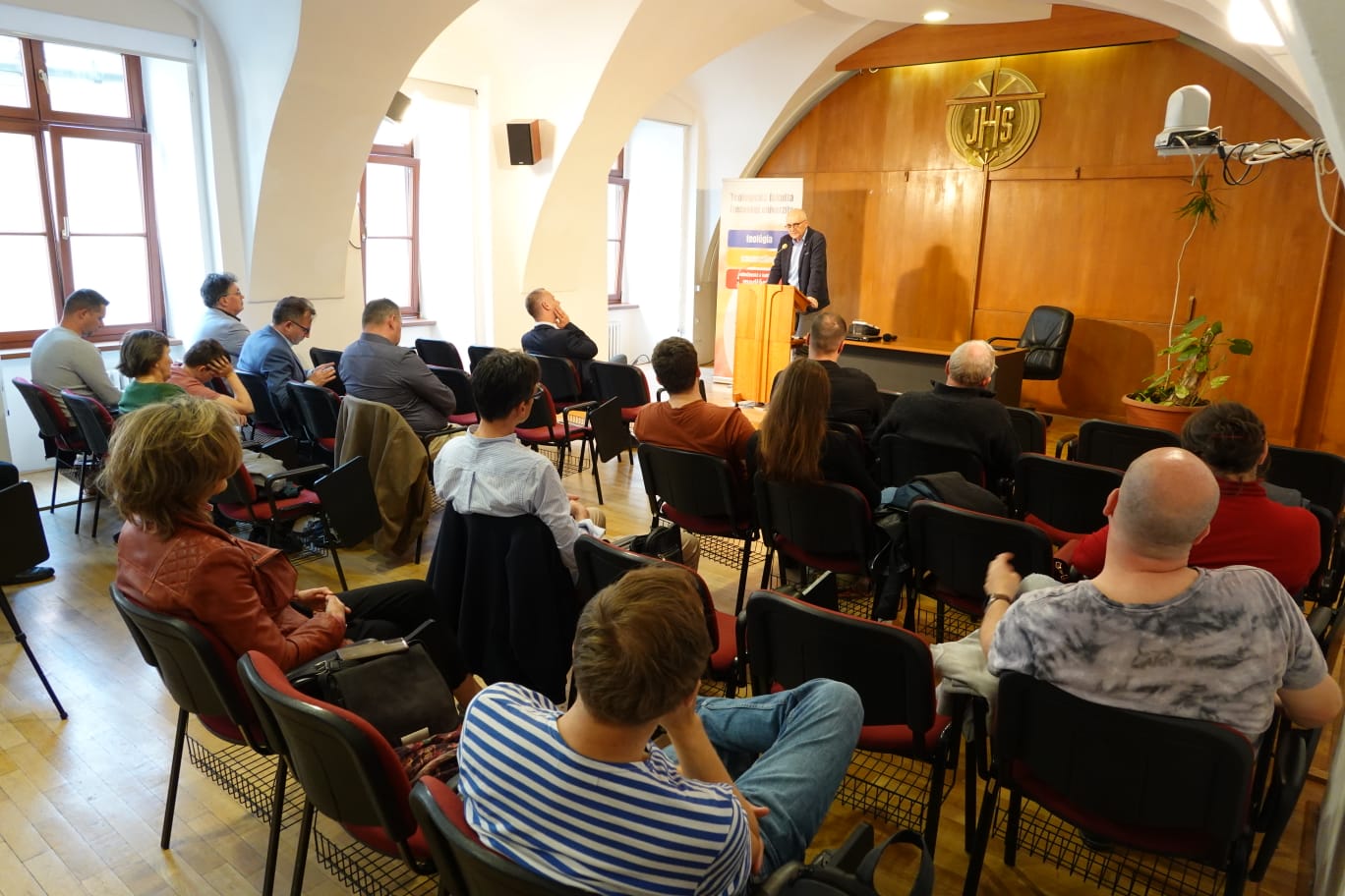 Prednáška Podnikanie s kresťanskými hodnotami v Aule Teologickej fakulty