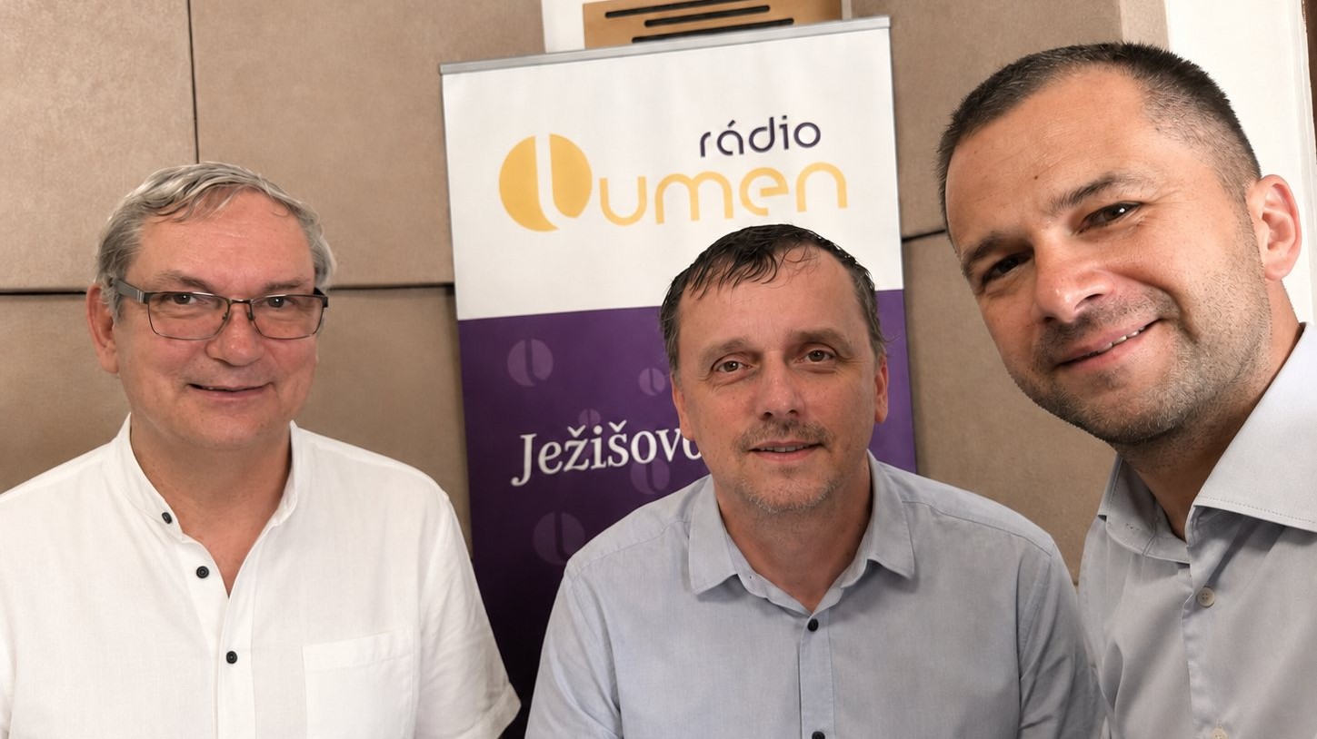 Diskusia o encyklike Magnifica humanitas