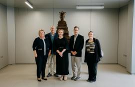 Zahraniční odborníci z Floridy pri pracovnom stretnutí na Trnavskej univerzite.