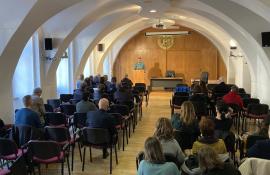 Účastníci Univerzity tretieho veku počas prednášky v aule Teologickej fakulty