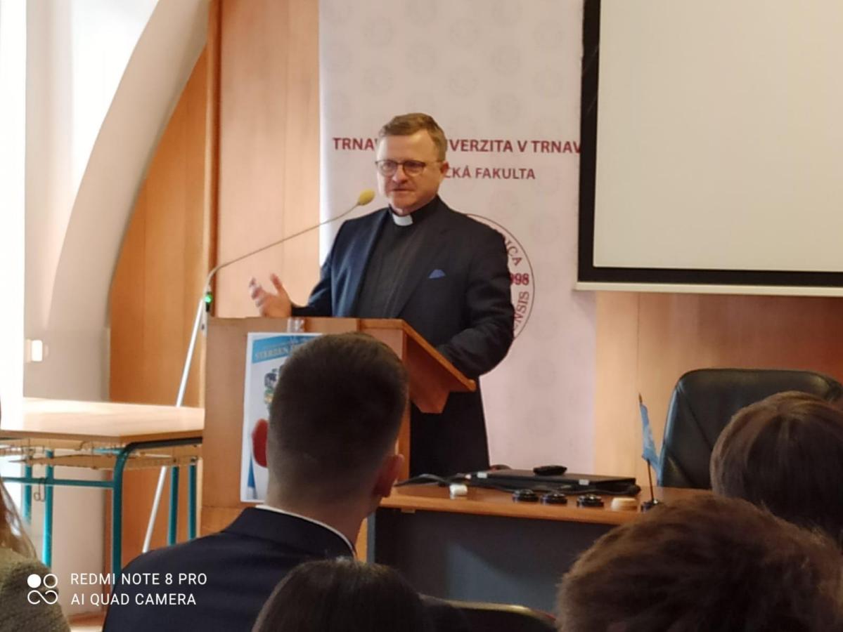 Otvorenie európskeho kola simulovaných súdnych sporov