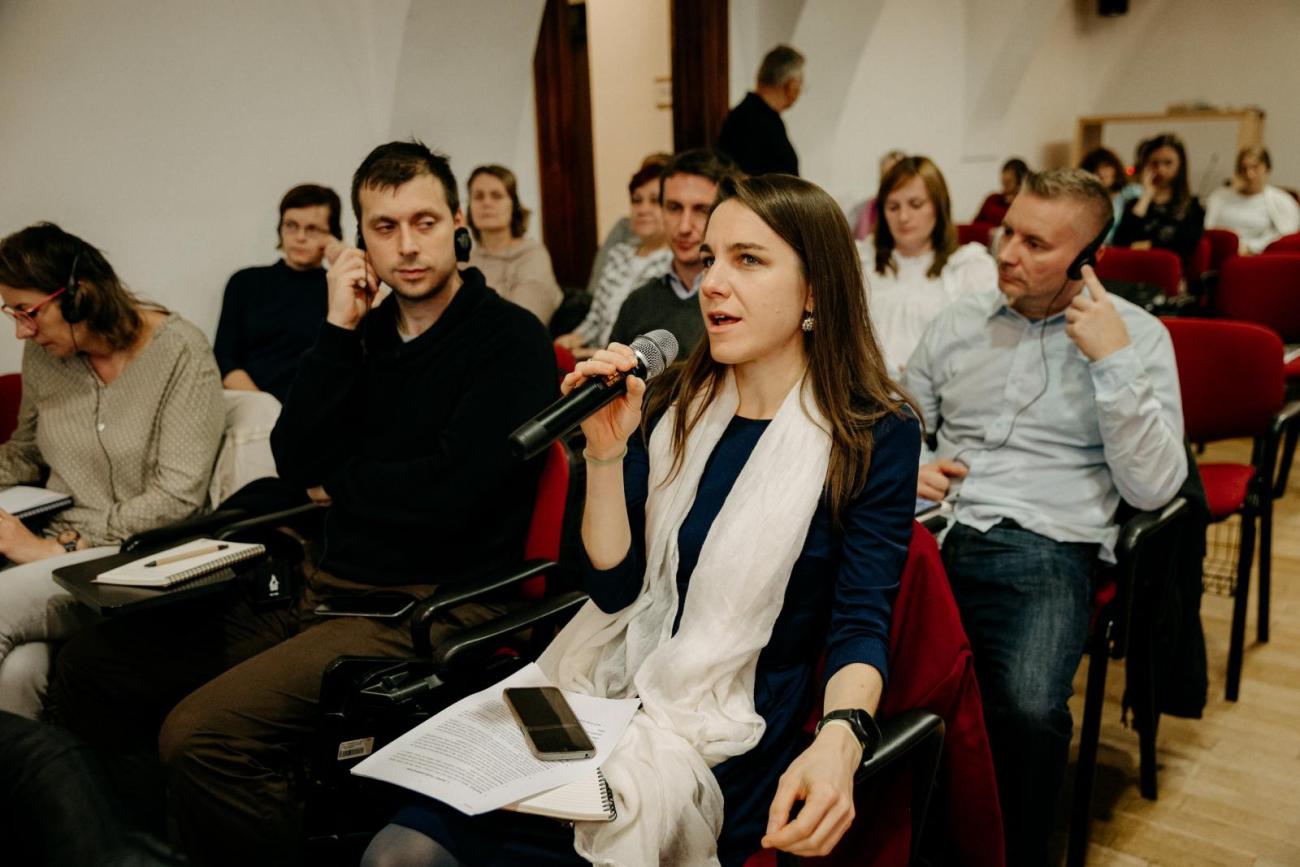 Otázka z publika v diskusii o counselingu