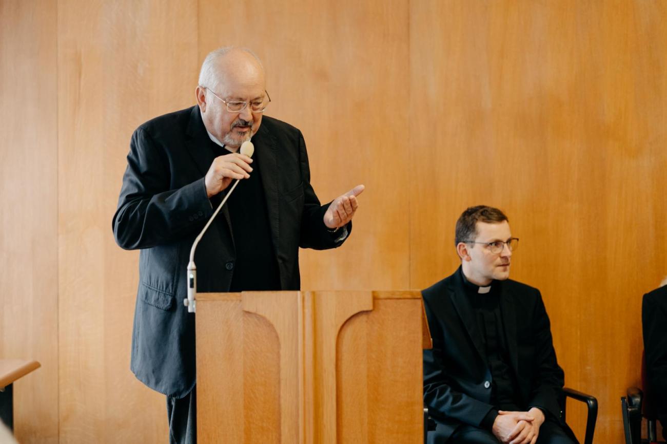 Úvodné slovo počas návštevy kardinála Kurta Kocha na fakulte
